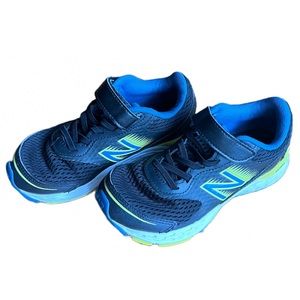 New Balance Boys Tennis Shoes Sneakers (680v6 Bungee) black blue green size 12